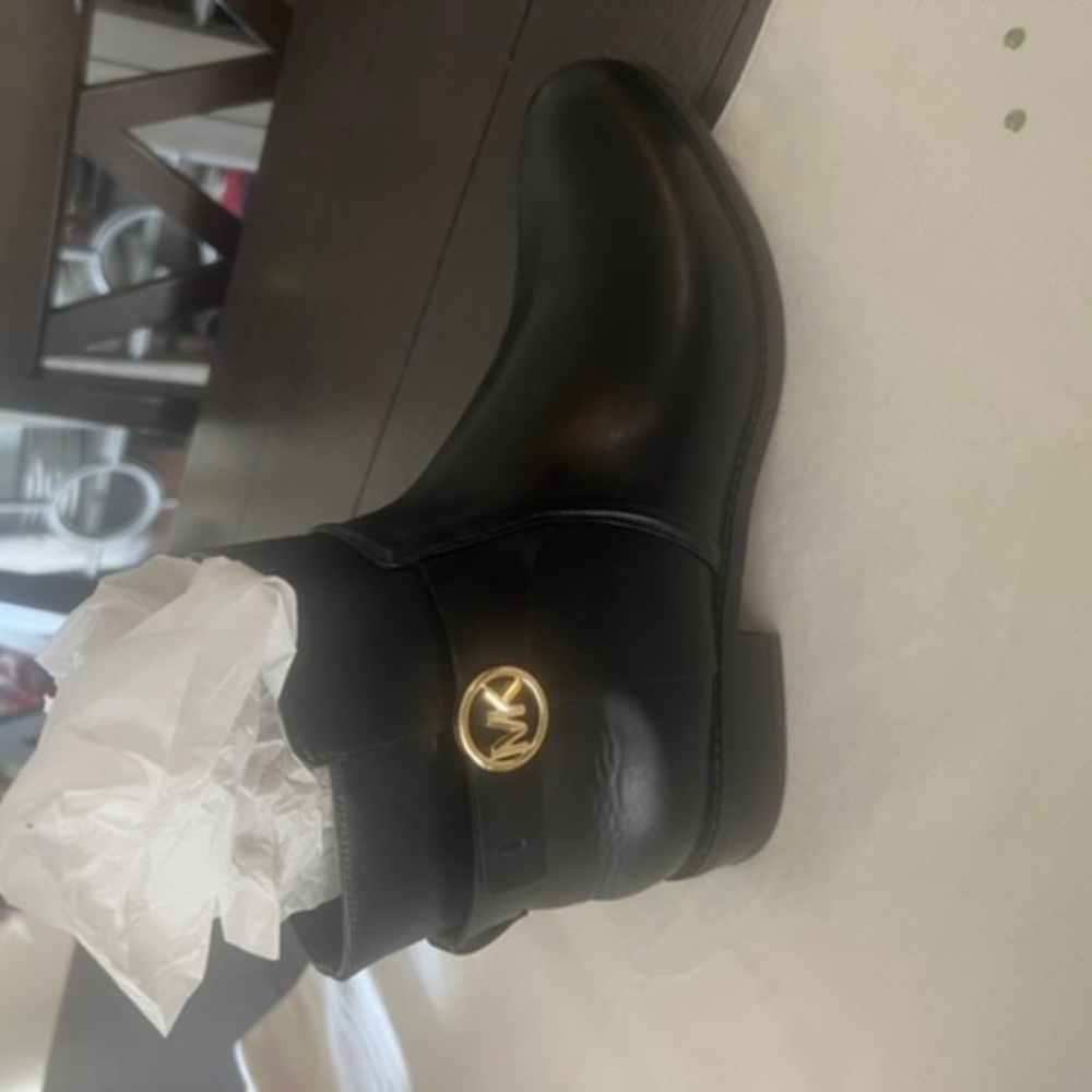 Ankle boots